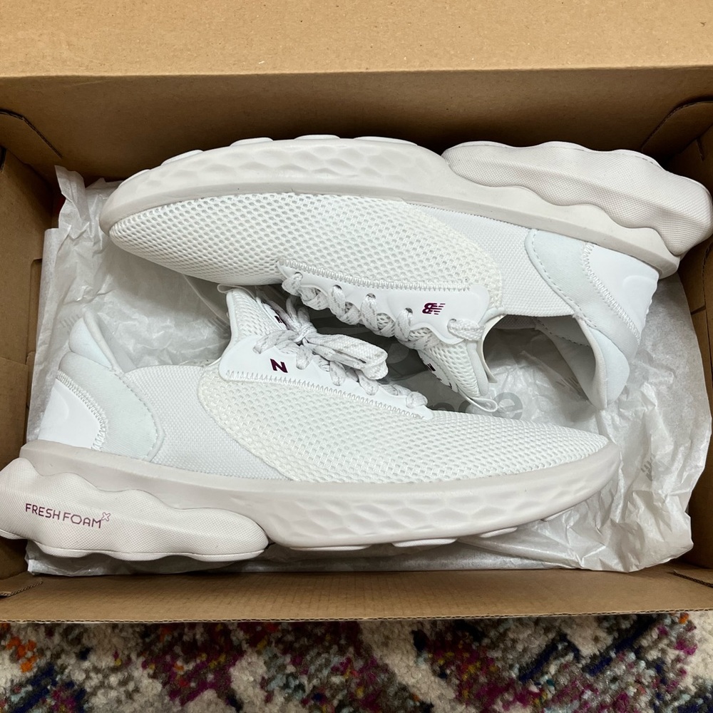 New Balance Fresh Foam Roav Elite